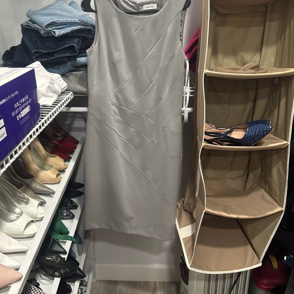 Calvin Klein Elegant Gray Dress